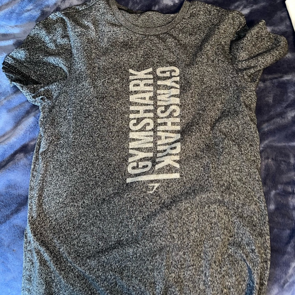 Gymshark T-Shirt, size medium